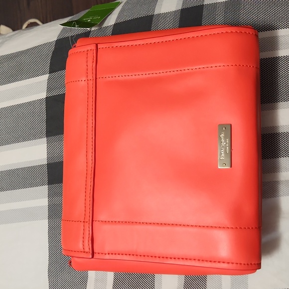 Kate Spade Crossbody New - Picture 2 of 3